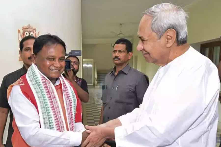 রাজ্যের মোট জনসংখ্যার ২৫ শতাংশ তফসিলি জাতি এবং জনজাতিভুক্ত, এই যুক্তি দিয়ে দীর্ঘ দিন ধরে বিশেষ রাজ্যের তকমা চাইছে ওড়িশাও। সম্প্রতি সে রাজ্যে নবীন পট্টনায়কের বিজেডিকে হারিয়ে ক্ষমতায় এসেছে বিজেপি। এখন ওড়িশা নিয়েও বিজেপির নেতৃত্বাধীন এনডিএ সরকার কী ব্যবস্থা নেয়, সে দিকে নজর রয়েছে সকলের। 