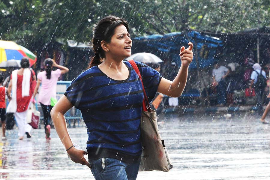 Five things to keep in your bag during Monsoon Season