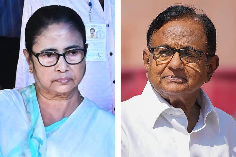 Congress leader P Chidambaram meets Chief Minister Mamata Banerjee in Nabanna before the first session of the new Lok Sabha