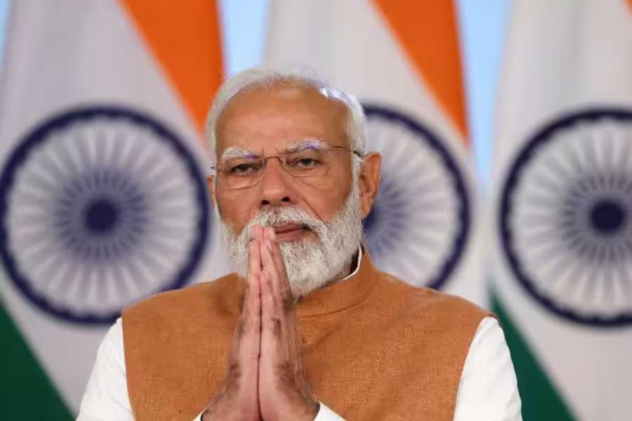 আন্তর্জাতিক এই রাজনীতির ক্ষেত্রে ভারতের নীতি বরাবরই নিরপেক্ষ। যে কোনও বিতর্কেই ভারত এই অবস্থান নিয়ে থাকে। কোনও একটি দেশের প্রতি একতরফা সমর্থন বা একতরফা বিরোধিতা ভারত করে না।