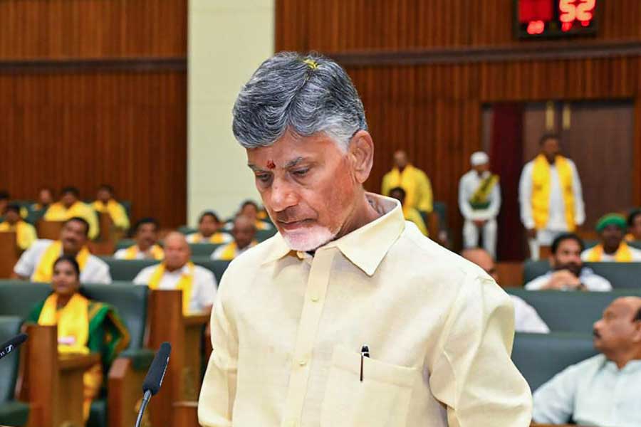 Chandrababu Naidu steps into assembly after 31 months, keeps his vow