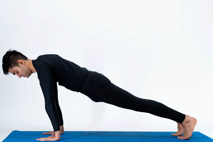 কুম্ভকাসন। 