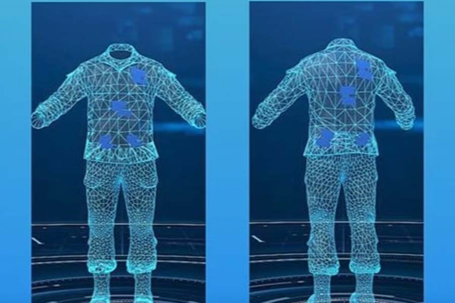 ‘ইনভিজ়িবিলিটি ক্লোক’-এর মধ্যে দিয়ে প্রযুক্তিকে কাজে লাগিয়ে যেন আলোকে ধোঁকা দিয়েছেন চিনা গবেষক। যা খালি চোখে দেখা যায় আর যা দেখা যায় না, তার মধ্যেকার সূক্ষ্ম পার্থক্য তিনি আবছা করে দিয়েছেন।