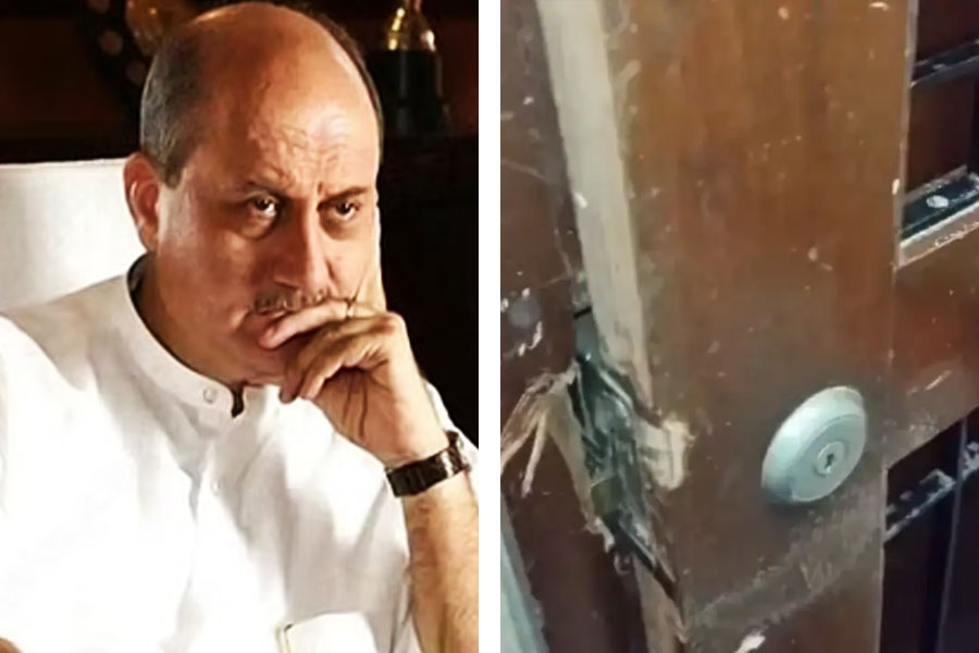 Anupam Kher said that thieves took the negative of his film Maine Gandhi Ko Nahi Mara