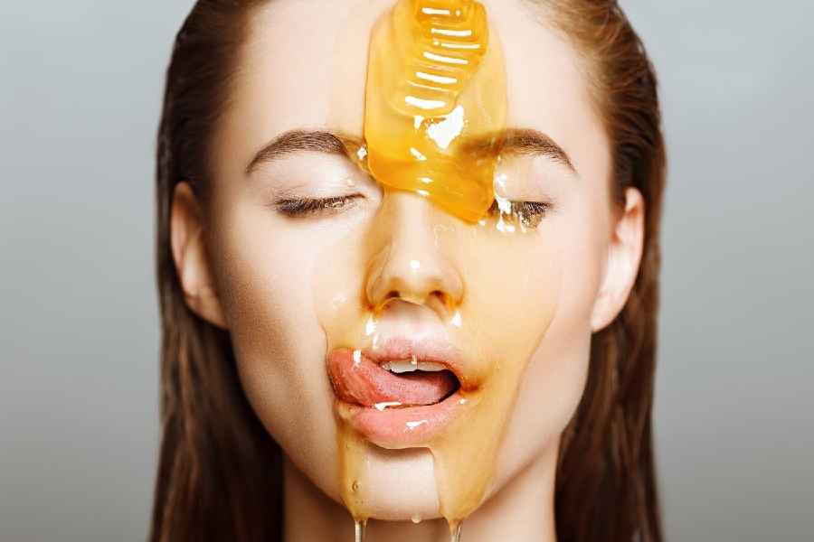 All you need to know about these amazing advantages of using honey for facial care