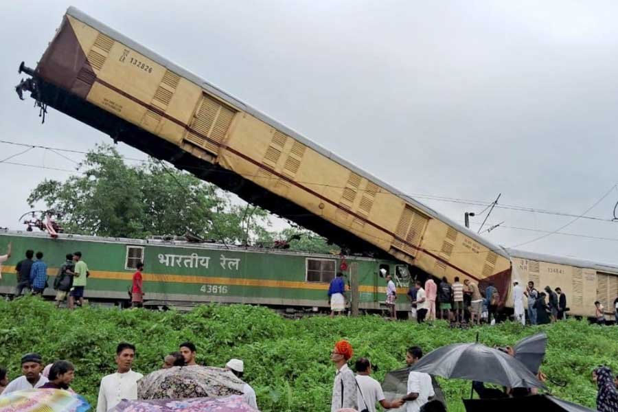 দুর্ঘটনার মুহুর্ত। — ফাইল চিত্র।