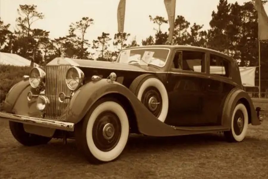 Who is the Mystry Man Virendra Singh Chauhan of Chota Udaipur, who owns a solitary share in the Unlisted Tata Sons