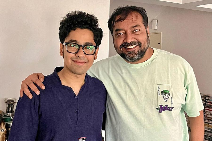 Image Of Riddhi Sen, Anurag Kashyap