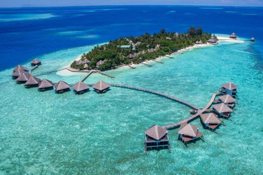 কোবাল্ট তুলতে চেয়ে আবেদন জানিয়েছিল মলদ্বীপও। কিন্তু সমুদ্র থেকে ধাতু উত্তোলনের মতো প্রযুক্তি তাদের হাতে না থাকায় সেই আবেদন গ্রাহ্য না হওয়ার সম্ভাবনাই বেশি। এখন প্রশ্ন, শ্রীলঙ্কার কি সমুদ্রে পুরোদমে খনির কাজ চালানোর মতো ক্ষমতা রয়েছে?