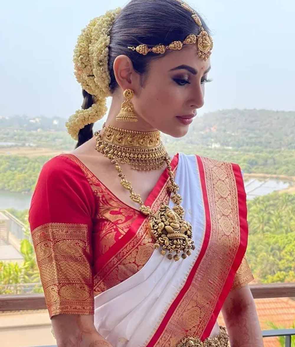 Bollywood Actresses who wore white and bridal outfits and looked dreamy 