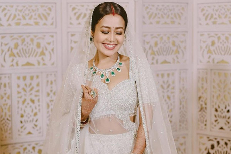 Bollywood Actresses who wore white and bridal outfits and looked dreamy 