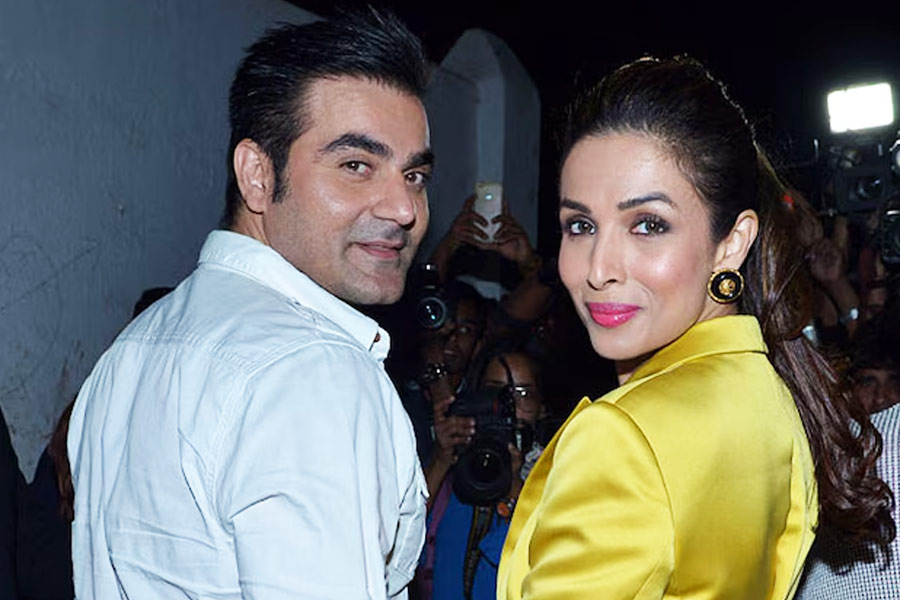 As Sonakshi Sinha, Katrina Kaif to Shah Rukh khan Bollywood celebrities who done interfaith marriage