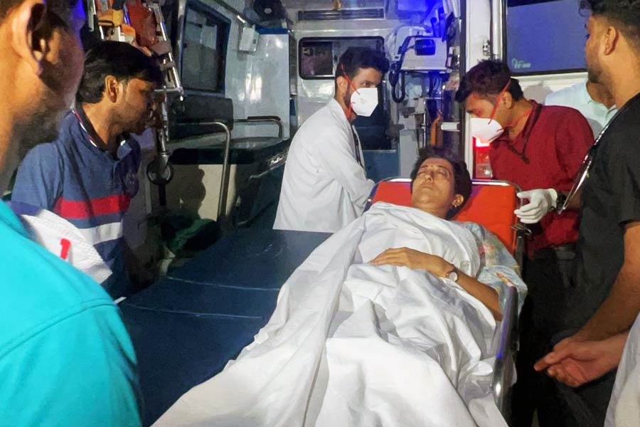 Atishi ends indefinite hunger strike after health worsens