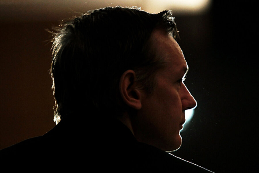 তবে কোন শর্তে সন্ধি এল, তা এখনও পুরোপুরি প্রকাশ্যে আসেনি। উইকিলিক্‌‌স জানিয়েছে, এই বিষয়ে পরে তারা সবিস্তারে জানাবে। সংস্থাটির তরফে ধন্যবাদজ্ঞাপক একটি পোস্ট করে এক্স (সাবেক টুইটার) হ্যান্ডলে লেখা হয়েছে, “এটা তৃণমূল স্তরের সংগঠক, সংবাদমাধ্যমের স্বাধীনতার দাবি জানানো মানুষজন এবং সব ধরনের রাজনৈতিক ব্যক্তির বিশ্বব্যাপী প্রচারের ফল। সবাইকে ধন্যবাদ।”