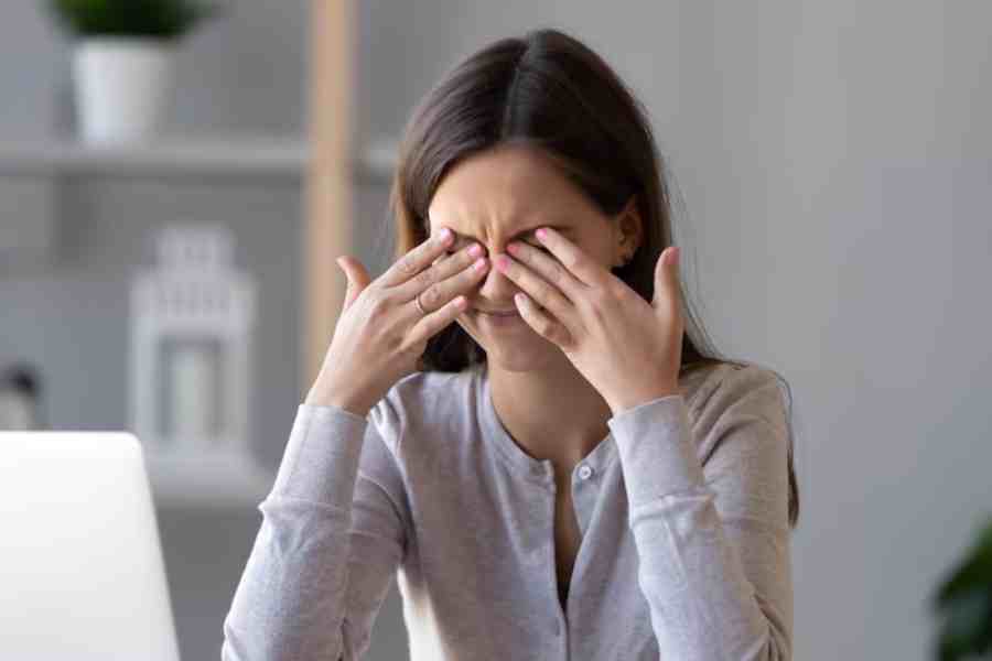 Why you should avoid rubbing itchy eyes for relief