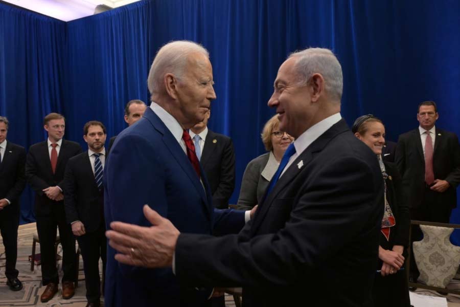 Russia blames US for Crimea deaths and vows response