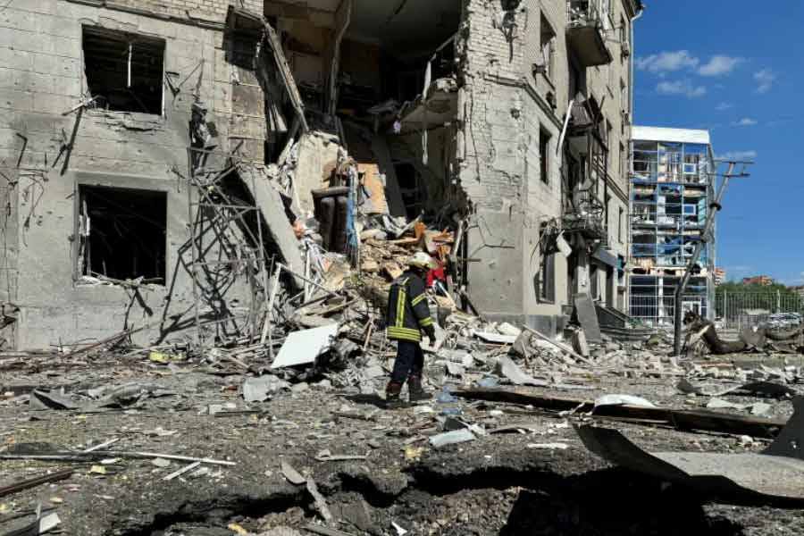 Russia blames US for Crimea deaths and vows response