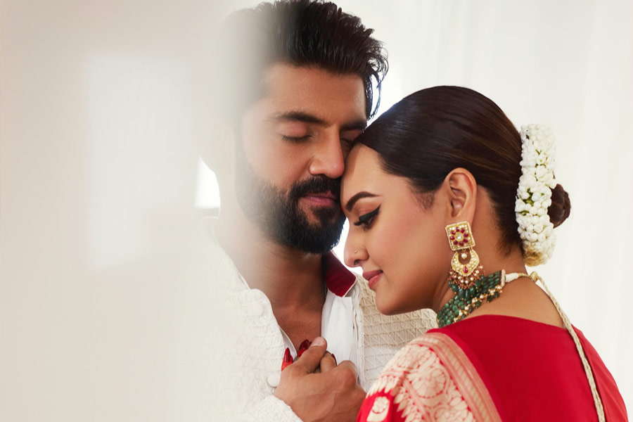 Sonakshi Sinha got Emotional called Zaheer Iqbal My Husband at her Wedding Video