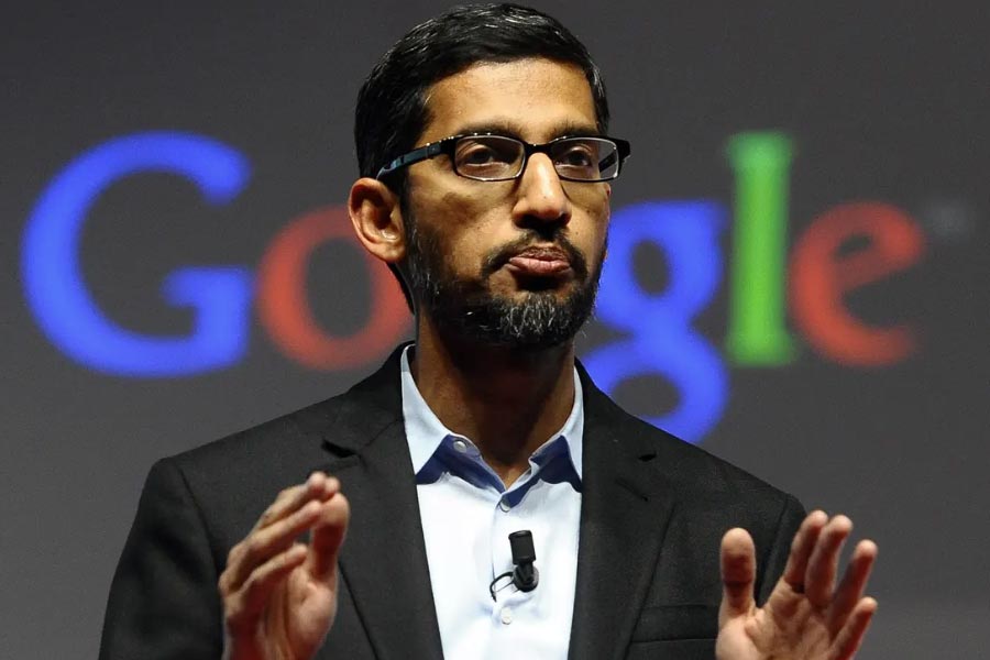 ২ লক্ষ ১৪ হাজার কোটি ডলারের সংস্থা চালান পিচাই। ভারতীয় সিইওদের মধ্যে সারা বিশ্বে তাঁর আয়ই সবচেয়ে বেশি। ভারতের অন্যতম সফল ব্যক্তিদের মধ্যে প্রথম সারিতে রয়েছেন পিচাই। 
