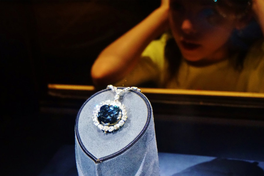 How this Rs 2087 crore cursed diamond reach US from India