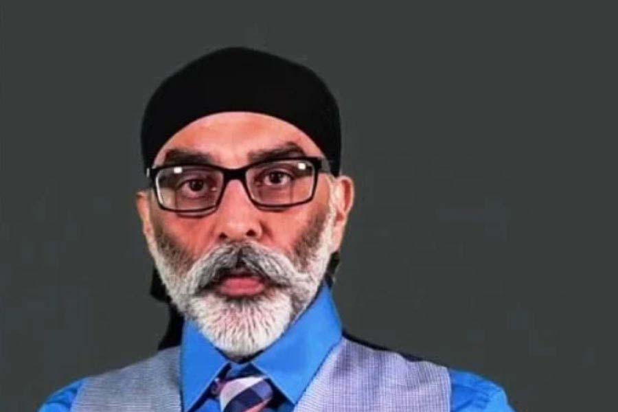 মনে করা হচ্ছিল, পন্নুন মামলা নিয়ে ভারতের উপর লাগাতার চাপ বৃদ্ধি করছে আমেরিকা। সিসি-১ কে, তাঁর পরিচয় কী, একাধিক প্রশ্নের উত্তর প্রকাশ্যে না এনে তারা নয়াদিল্লিকে চাপে রাখতে চাইছে।