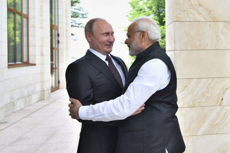 পালা করে প্রতি বছর ভারত এবং রাশিয়ার রাষ্ট্রপ্রধান একে অপরের দেশে গিয়েছেন। এক বছর মোদী রাশিয়ায় গেলে পরের বছর ভারতে এসেছেন পুতিন। ২০১৯ সালে মোদী রাশিয়া সফরে গিয়েছিলেন। তার পর ২০২০ সালে কোভিড অতিমারি শুরু হয়।