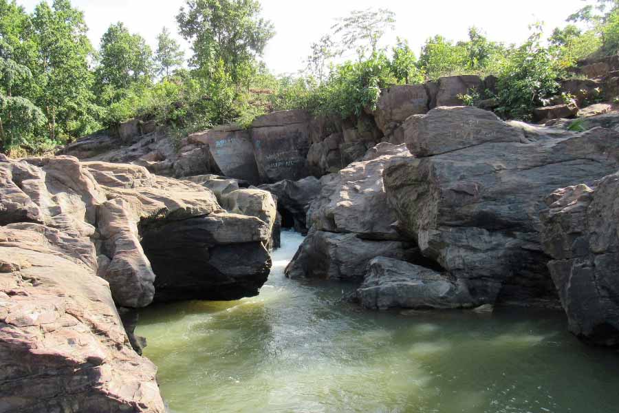 ঘাঘরায় রয়েছে একটি গিরিখাত।