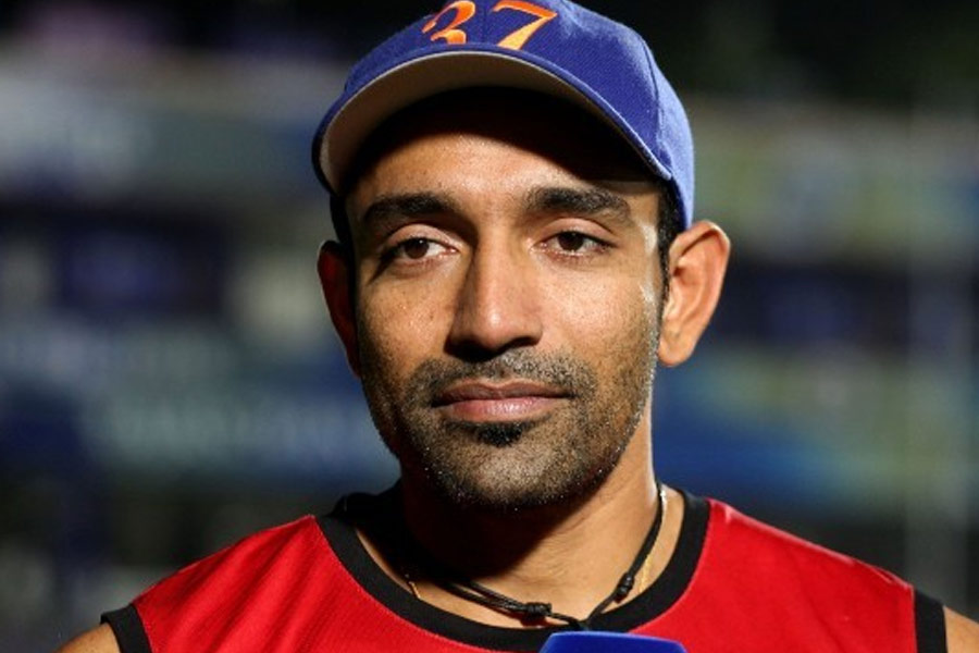 রবিন উথাপ্পা ক্রিকেট ছেড়েছেন ২০২২ সালে। আইপিএলেও আর খেলতে দেখা যায় না তাঁকে। বরং এখন তিনি থাকেন ধারাভাষ্যকারদের বক্সে। ক্রিকেটের অন্যতম বিশেষজ্ঞ হিসাবে তাঁর পরিচিতি রয়েছে।