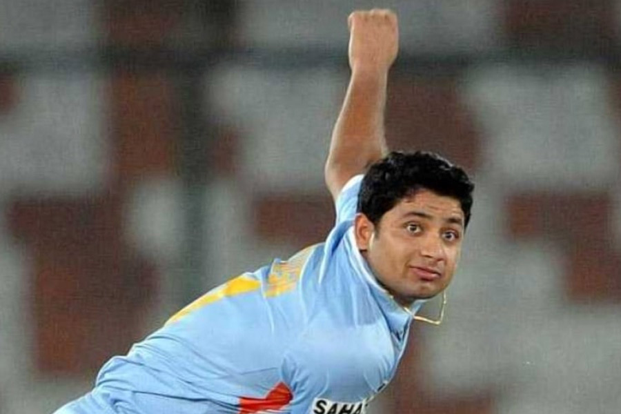 পীযূষ চাওলা আন্তর্জাতিক ক্রিকেট থেকে অবসর নিয়েছেন। কিন্তু আইপিএল খেলেন এখনও। মুম্বই ইন্ডিয়ান্সের হয়ে চলতি বছরও খেলেছেন তিনি। এ ছাড়া ধারাভাষ্যকার হিসাবেও তাঁকে দেখা যায়।