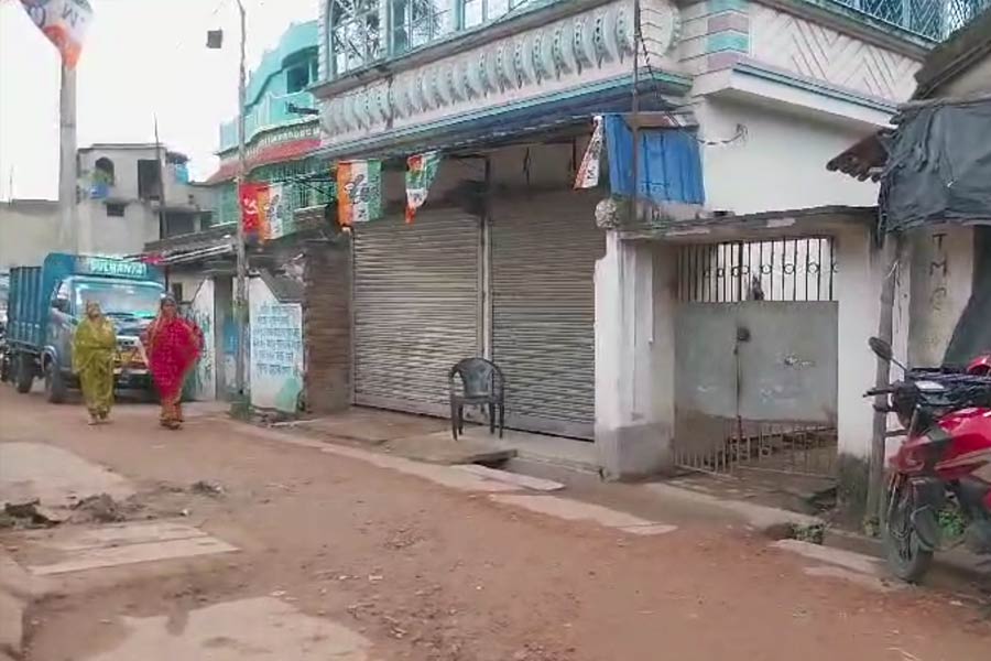 থমথমে এলাকা। নিজস্ব চিত্র।