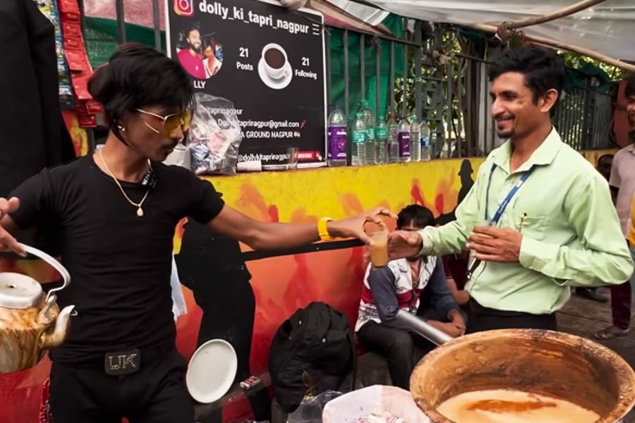 কিন্তু কে এই ডলি? সমাজমাধ্যমে ডলির উত্থান ২০২২ সালের শেষ থেকে।