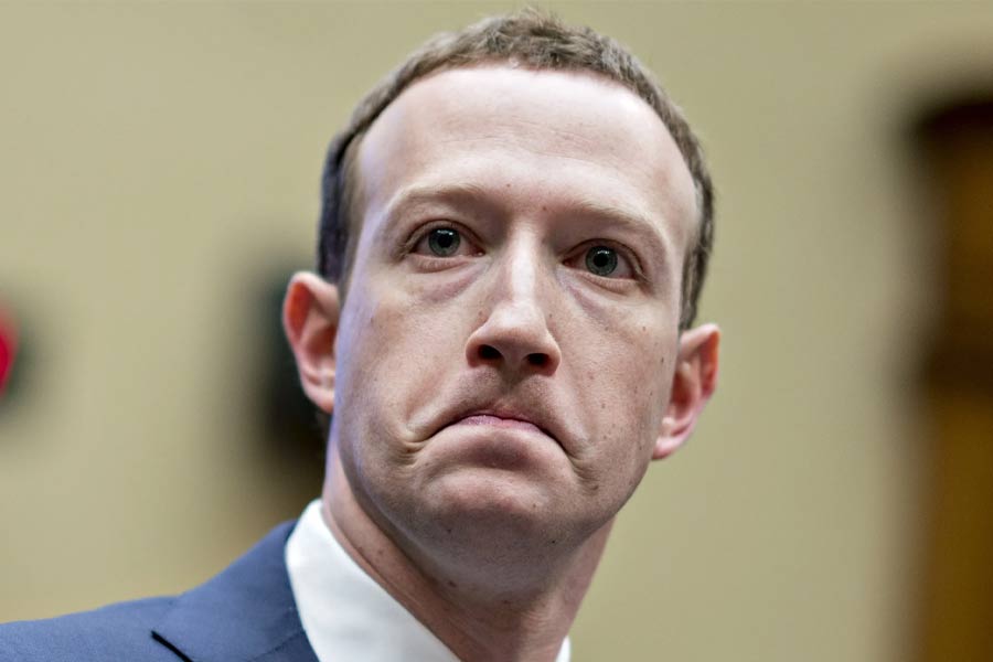 Mark Zuckerberg lost about $100 million after Facebook, Instagram global outage