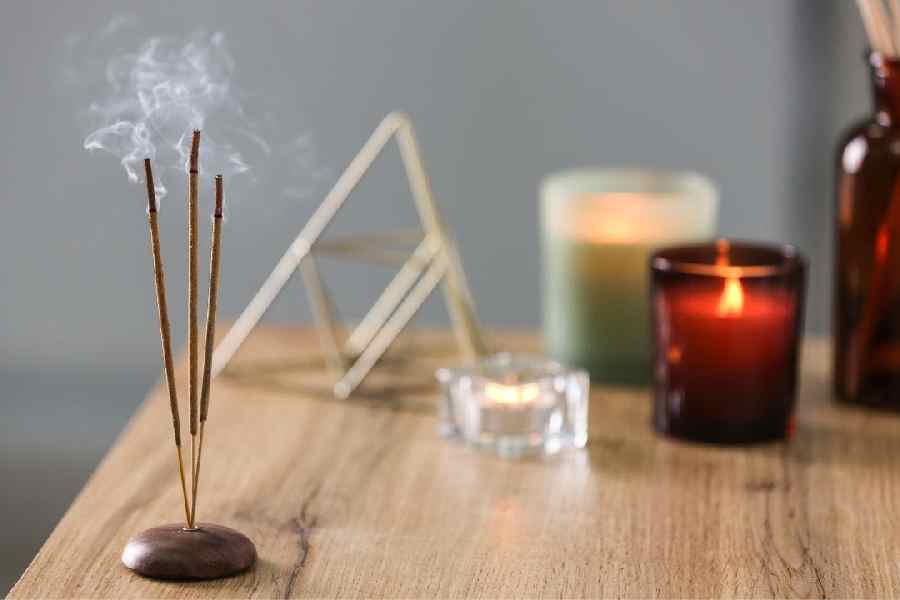 Harmful health effects of burning Incense Sticks or Agarbatti and Scented Candles
