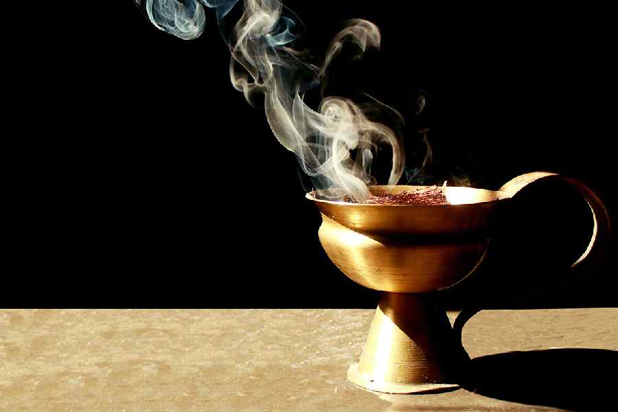 Harmful health effects of burning Incense Sticks or Agarbatti and Scented Candles