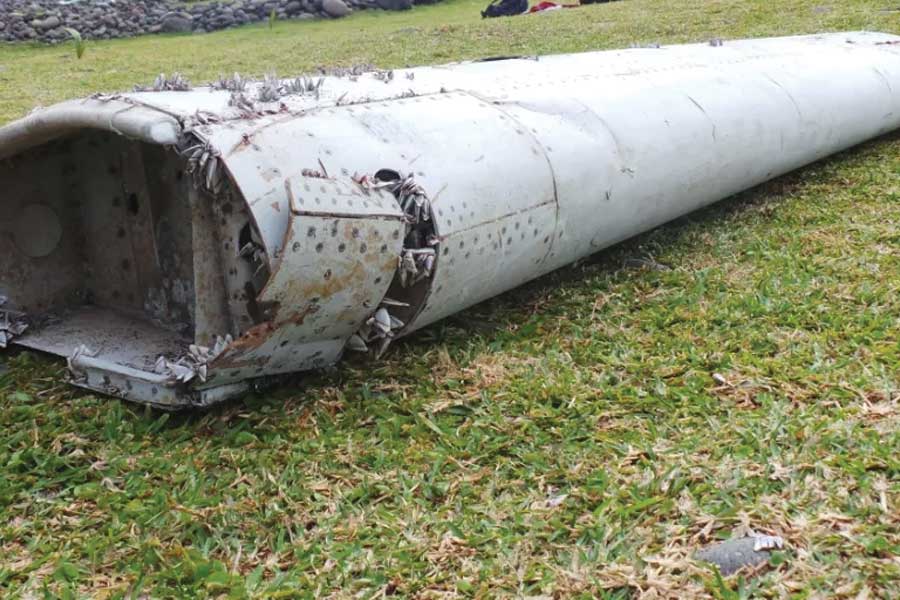 Know The Mystery of Missing Malaysia Airlines Flight MH370 in 2014