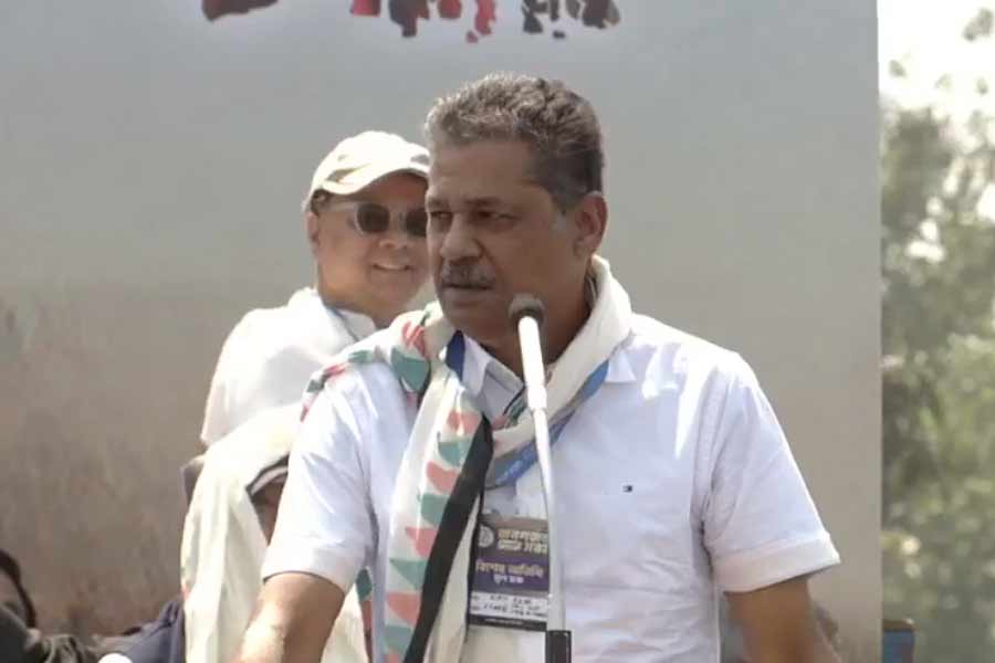 কীর্তি আজাদ। রবিবার।