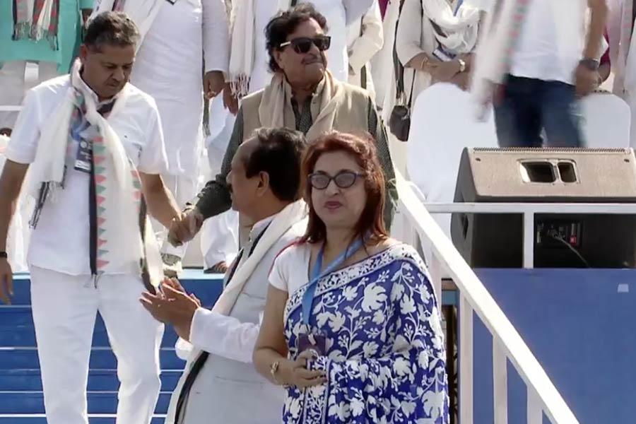 Top fashion looks from TMC Jonogorjon Sabha