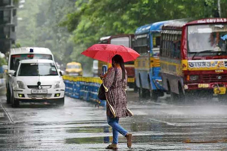 Weather Office predicts light to moderate rain in South Bengal districts