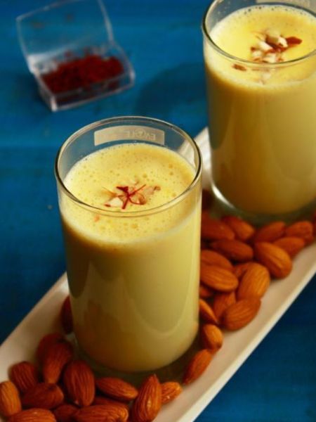 Make tasty and healthy saffron milk in Ramadan 2024 dgtl