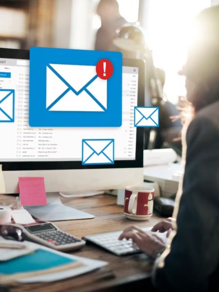 Know How to complain on government's Chakshu portal dgtl