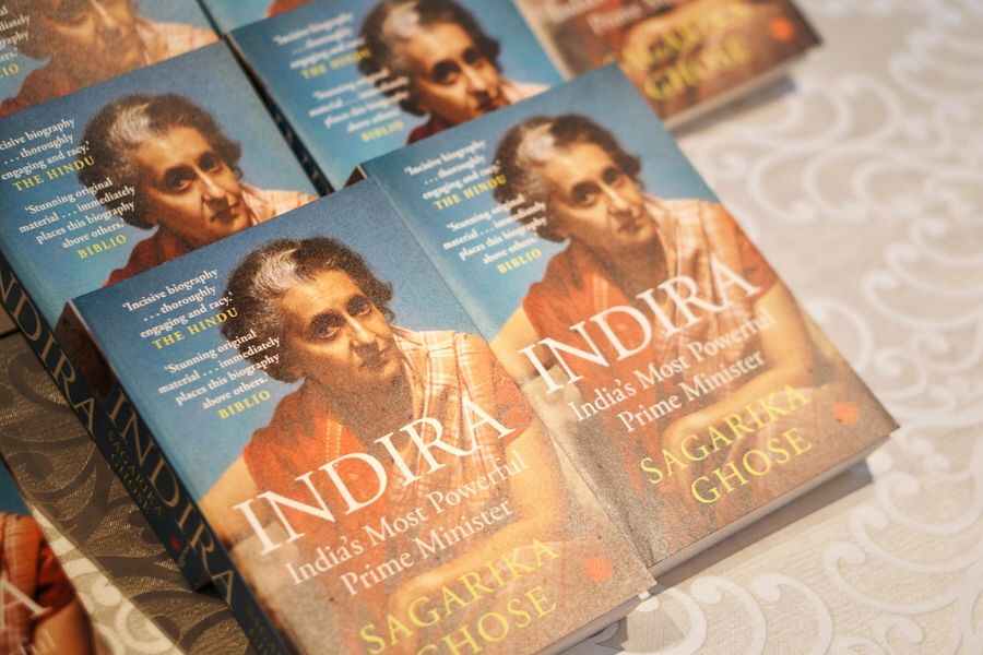 ‘ইন্দিরা: ইন্ডিয়াজ মোস্ট পাওয়ারফুল প্রাইম মিনিস্টার’