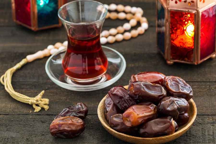 Why Muslims break their Ramadan fast with dates