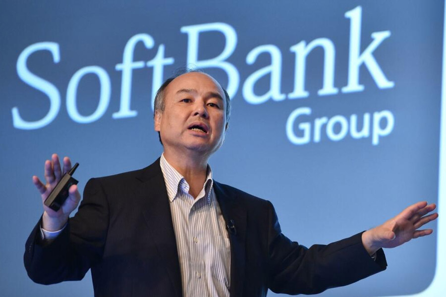 মাসায়োশি বর্তমানে কৃত্রিম মেধা এবং রোবোটিক্সের বিভিন্ন সংস্থাতেও বিনিয়োগ করতে শুরু করেছেন। বর্তমানে তিনি বহু সম্পত্তির মালিক হলেও পুরনো প্রতিপত্তি আর ফিরে পাননি।