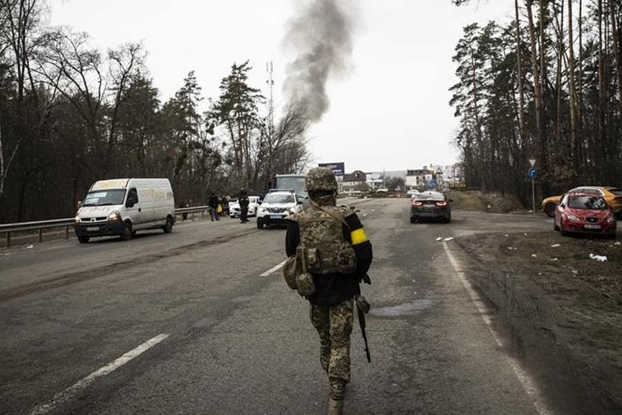 ২০২২ সালে রাশিয়া-ইউক্রেন সংঘাত শুরুর পর থেকেই সুদান চুপিচুপি কিভকে অস্ত্র সরবরাহ করছিল বলেও ‘দ্য ওয়াল স্ট্রিট জার্নাল’-এর প্রতিবেদনে উঠে এসেছে।