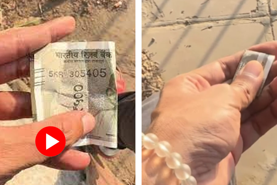 Instagram user hides 500 notes at random places across Delhi, challenges people to find them