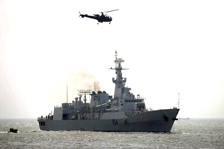 পাকিস্তানের ভূখণ্ডের মধ্যে অবস্থিত কোনও এলাকাকে লক্ষ্য করে বাইরের দেশ থেকে যদি ক্ষেপণাস্ত্র নিক্ষেপ করা হয়, আগেভাগে তা জানতে পারবে রিজওয়ান। পাক নৌবাহিনীকে তা নিয়ে সতর্কও করতে পারবে।