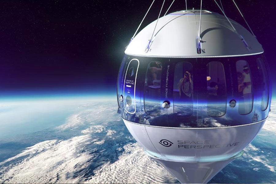 A restaurant is going to be open in stratosphere