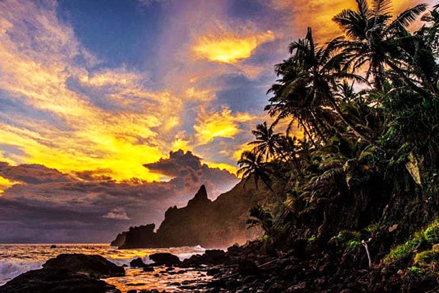 Know about the Pitcairn Island, the isolated volcanic island of Southern Pacific ocean