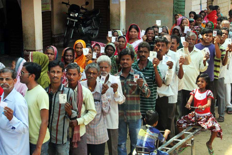 LS Poll in peak of summer Poll season got longer and hotter since 2004