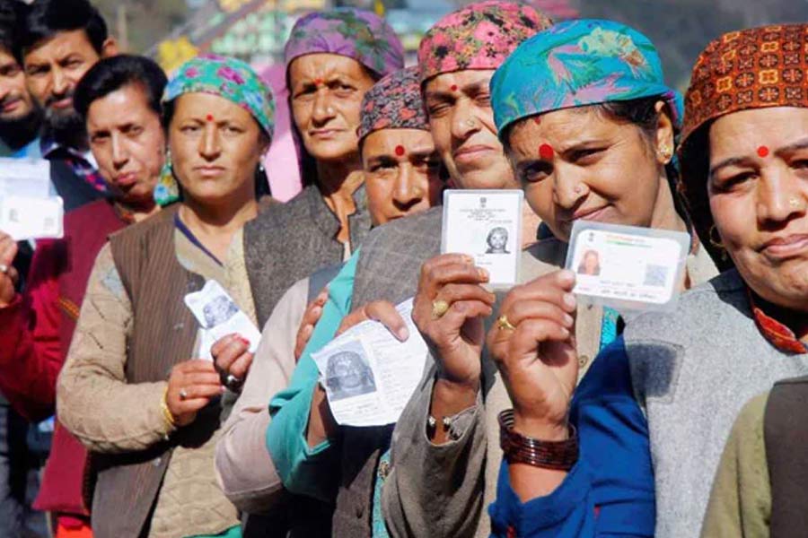 LS Poll in peak of summer Poll season got longer and hotter since 2004